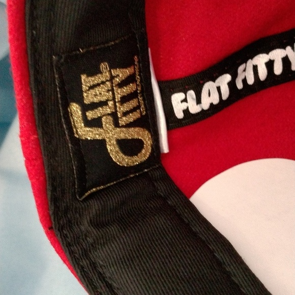 Flat Fitty luxury Snapbacks - Picture 8 of 8